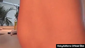 Hot babes vicky vette and carmen valentina eating their pink pussies