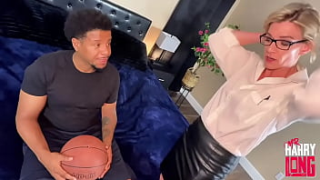 Hotwife college tutor helps players gets high gpa's if you creampie her