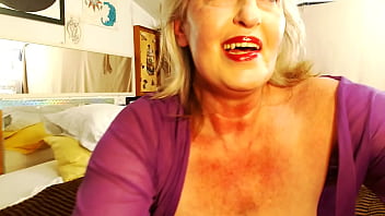 1172 i wore these pantyhose around the clock then masturbated in them before mailing away to chris