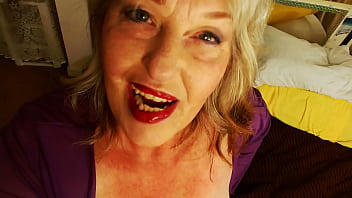 1172 i wore these pantyhose around the clock then masturbated in them before mailing away to chris