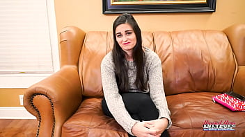 Brunette hottie elliot sucks a dick and gets her wet pussy deeply fucked