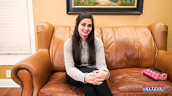 Brunette hottie elliot sucks a dick and gets her wet pussy deeply fucked