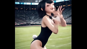 Mavis dançando sexualmente