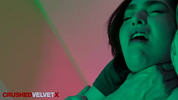 Cvx 072 variksen ravaged in the hotel