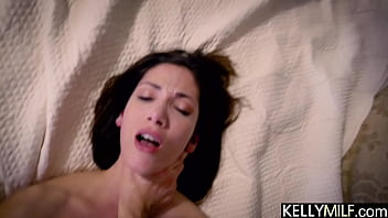 Could you please fuck my pussy and ass at the same time