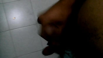 Masturbandome para no aburrirme