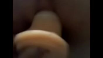 La coje el consolador