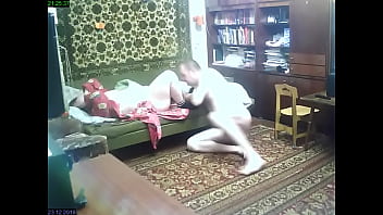 Сучка кончает