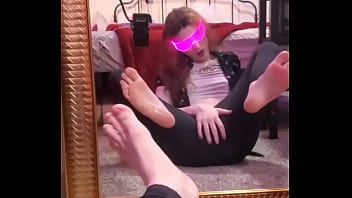 Yes master i'm a filthy foot gooner