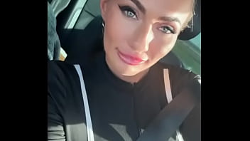 Sun is dressing me for tonights party