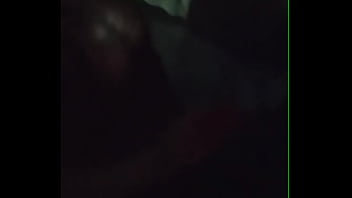 Vizinha aceitou a carona e já foi logo me fazendo um agrado Vizinha aceitou a carona e já foi logo me fazendo um agrado