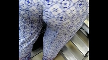 Milf venezolana en legins