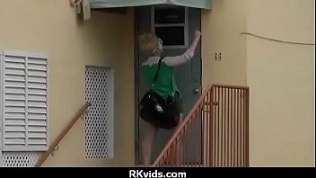 Amateur has sex for some quick cash 14