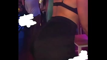 Caliente perra te pondra la verga dura