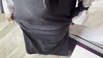 I offered sex to an arab cleaning lady and she agreed