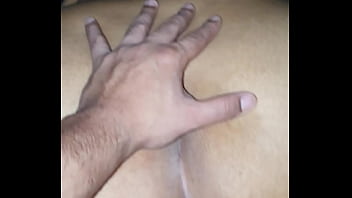 Culo enorme me saca la leche