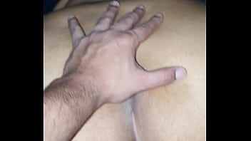 Culo enorme me saca la leche