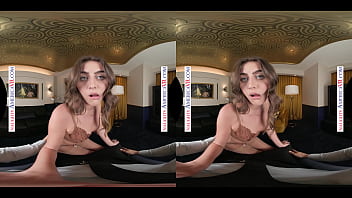 Selina bentz fucks in virtual reality