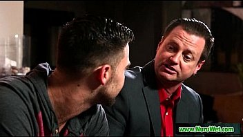 Sexy masseuse gives pleasure to client 08