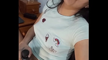 Horny and hot she masturbates for you she knows how to cum in squirts Horny and hot she masturbates for you she knows how to cum in squirts