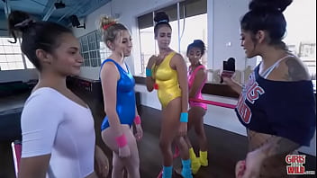 Ballet girls watch mia cum