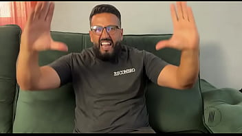 Fodendo a casada novamente na frente do corno completo no red