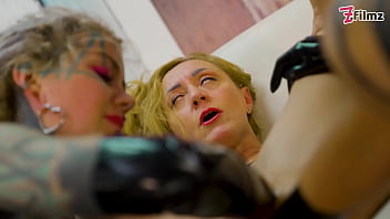 Tattooed girls latex lube fisting gape anal prolapse