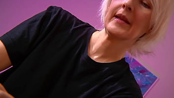 She loves to make it cum