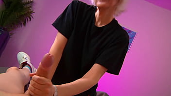 She loves to make it cum