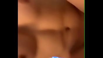 Brunette pour une chevaucher incroyable en pov