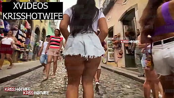 Kriss hotwife bem exibida mostrando a bunda no pelourinho ponto turistico de salvador bahia Kriss hotwife bem exibida mostrando a bunda no pelourinho ponto turistico de salvador bahia