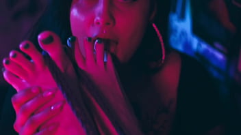 Girlfriend's feet tied to suck and tickle