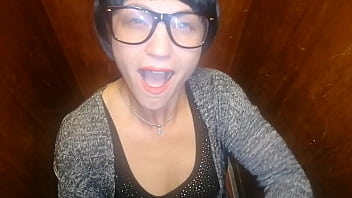 Suck my dick in elevator