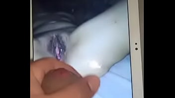 Seguidor goza pra safada