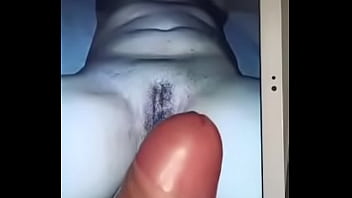 Seguidor goza pra safada