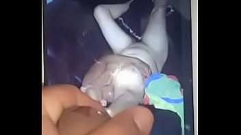 Seguidor goza pra safada