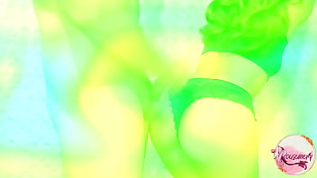 Le ofrecí mi culo a mi hermanastro para consolarlo por su ruptura con su novia