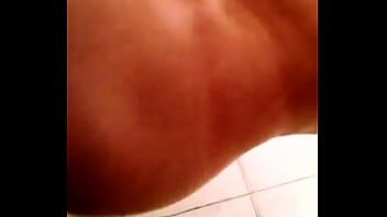 Mi osito en la ducha