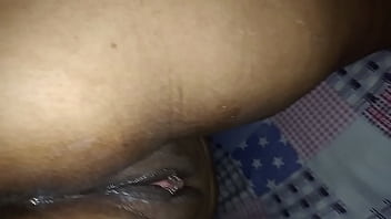 Brinquedo da esposa fazendo gozar gostoso e arrombando