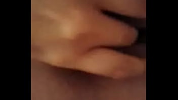 Siririca ao som de raça negra