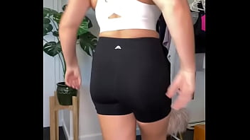 Brooke nichole lee bante em suas nadegas