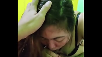 Pria selingkuh dengan wanita lain setiap ada kesempatan