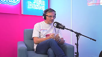 Psychologist screams with pleasure as her giant breasts bounce around Psychologist screams with pleasure as her giant breasts bounce around