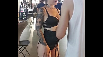 Dans 1h sortie d'une vidéo exclusive j'ai filmé un strip tease privé avec