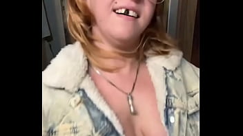 Help me hit 8k today anyone who retweets this post will get this ladies nudes sent to their inbox