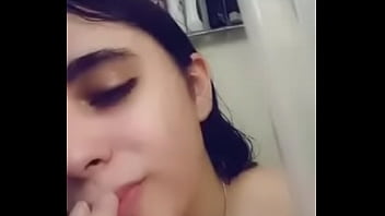 My girl wants me to face fuck her