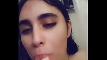 My girl wants me to face fuck her