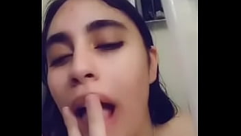 My girl wants me to face fuck her