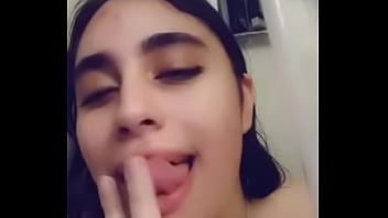 My girl wants me to face fuck her