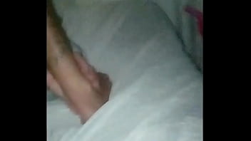 Metendo na putinha de quatro até ela não aguentar